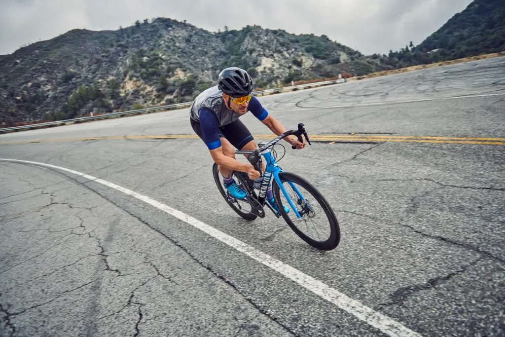 how fast can road bikes go